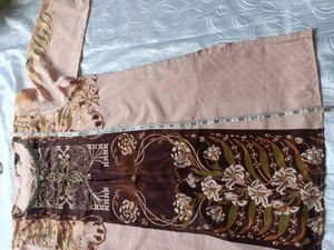 Embroidered Short Kurti 🤎