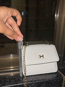 Chic Crossbody Bag