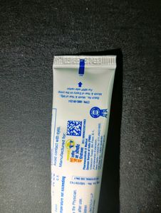 Clindamycin &amp; Azelaic Acid Topical Gel For Skin