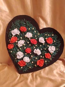 Heart-shaped Floral Wall Art