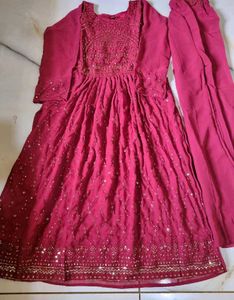 wedding wear Elegant Embroidered Kurta Set