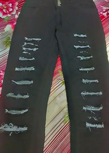 Ripped Black Skinny Jeans