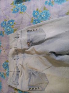 Light Wash Denim Jeans