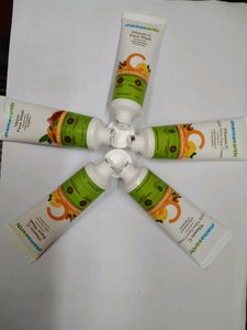 Mamaearth Vitamin C Face Wash And Cream Combo Of 5