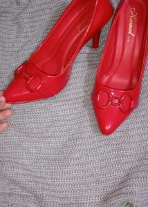 Heels Hot  Red ♥️