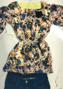 Floral blouson full sleeves top