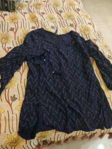 Navy Zig-Zag Cold Shoulder Top