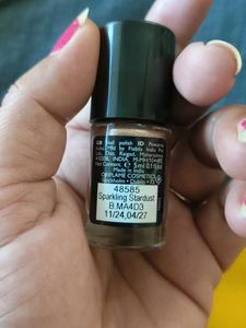 Nail polish sparing Stardust