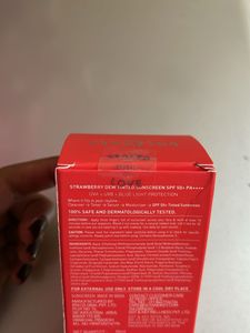 Dot &amp; Key Sunscreen