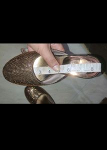 Golden Heels 👠