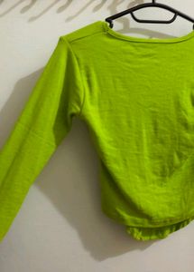Green Long Sleeve Top