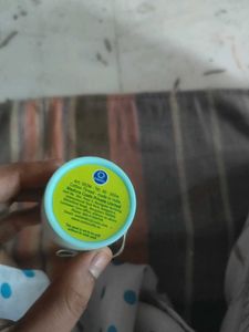 Cuticle Remover And Eyebrow Threading Thread