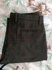 Checked Brown Pants