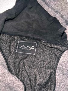 GREY HOODIE