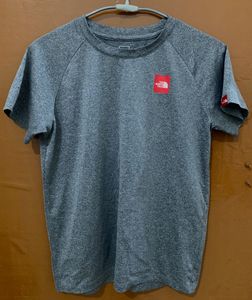 TheNorthFace Active Tshirt
