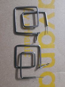 ✨ Modern Geometric Square Earrings 🌟