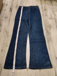Ma2474 LGT Bootcut jeans waist 28 inches
