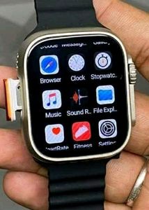Smart Watch With 60hz Fire Bolt (4 Days Used)🥰