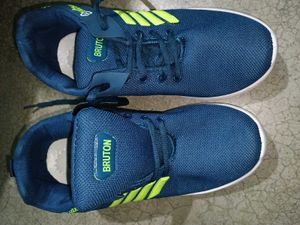 Bruton Navy &amp; Green Sports Shoes (Unused)