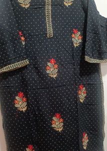 Black Embroideried Kurta