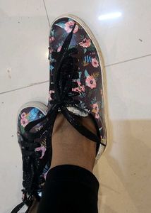 Corsica Floral Sneakers