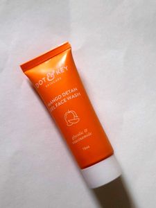 Dot &amp; Key Mango Detan Gel Face Wash