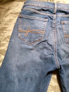 Levis Women Jeans
