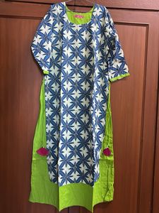 Floral Print Layered Kurta/Dress