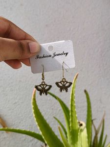 Vintage Butterfly Earrings 🦋