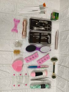 Pack Of 20+ Korean Skincare Tools