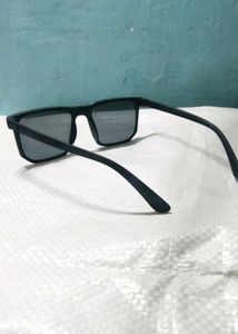 Black Square Frame Sunglasses