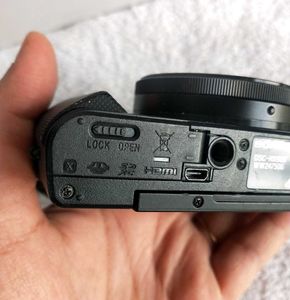 Sony DSC-HX90V Camera