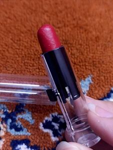 Small Lipsticks