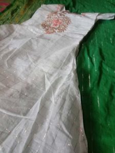 white ground for the womeno