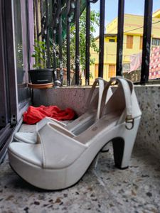 White Platform Sandals with Buckels