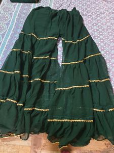 Elegant Green Embroidered Kurta Set