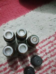 She Essentials Oil Set