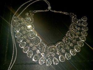ELEGANT NECKLACE