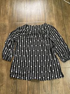 Black & White Top