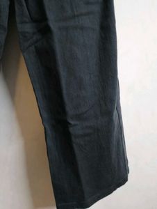 Black Straight Fit Jeans