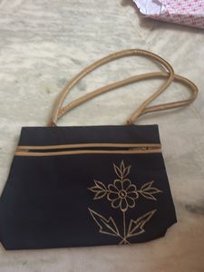 Elegant Black Floral Embroidered Handbag