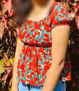 Floral Ruched Pullover Blouse