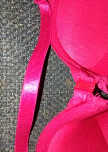 Women&#39;s Padded BRA Without Shoulder Straps