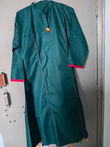 New Women Green Kurta
