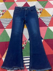Blue Flared Bootcut Highwaist Jeans