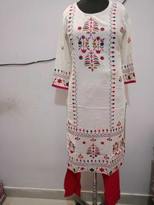Women Kurta With Pant