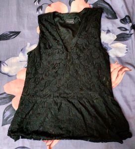 Y2k Black Sleeveless top 🖤