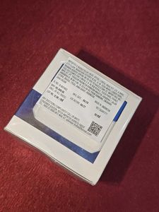 L&#39;Oreal Aura Perfect Day Cream