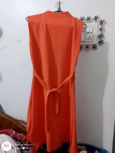 Sleevless kurti