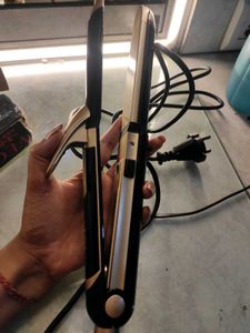 Vega 3-in 1 Hair Styler.